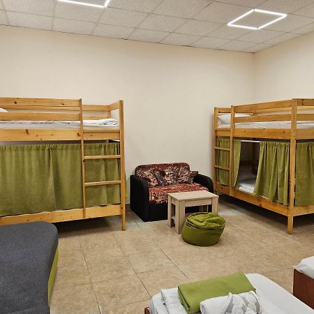 Coin Apartments & Poshtel Chernivtsi Εξωτερικό φωτογραφία